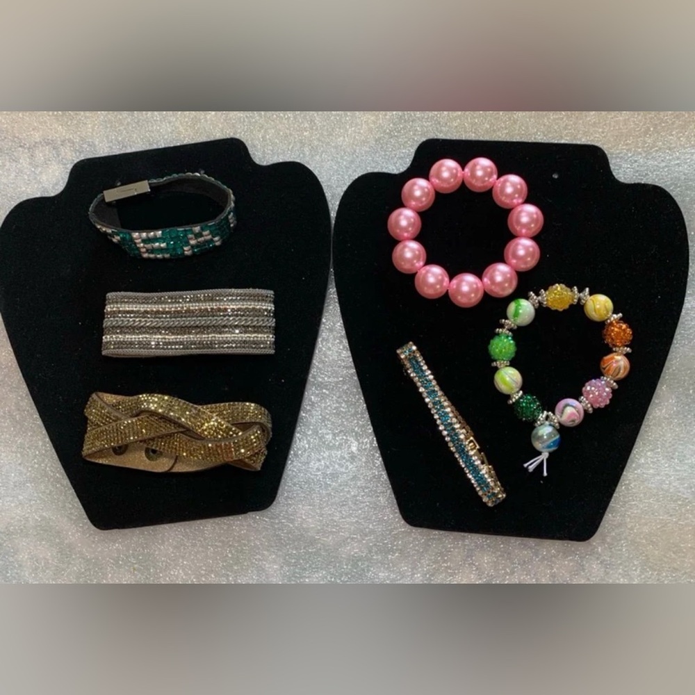 Chic Hair Accessory Set with Pink and Gold Tones